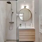 Comfy - Large In The Center Appartement