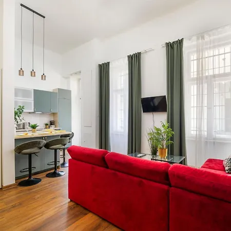 Appartamento Comfy - Large In The Center *