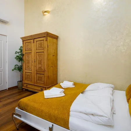 Appartamento Comfy - Large In The Center Budapest